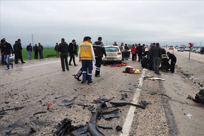Adanada trafik kazası 6 ölü, 3 yaralı