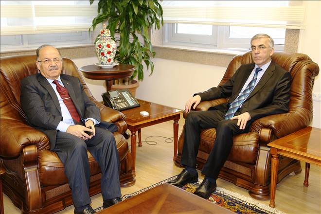Kırıkkale Valisi Kolat, Vali Ataklıyı ziyaret etti