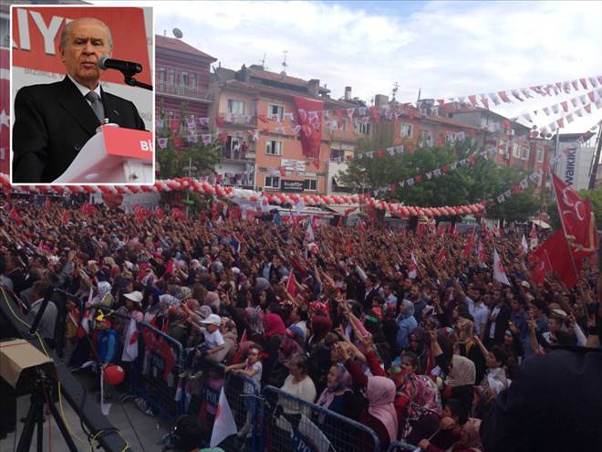 MHP Genel Başkanı Bahçeli Aksarayda partililere hitap etti