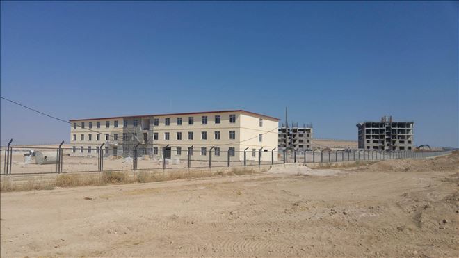 Aksaray´da 1500 kişiye iş istihdamı sağlayacak yeni cezaevi inşaatı tüm hızıyla devam ediyor.