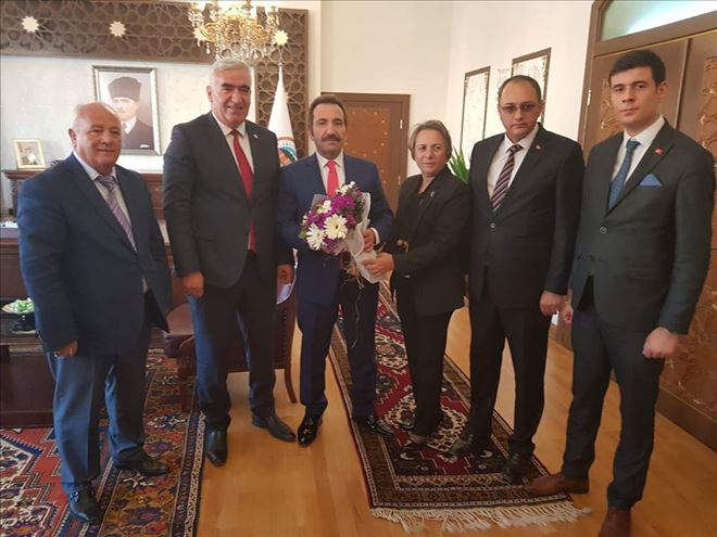 Aksaray Milletvekili Ramazan Kaşlı ve MHP Teşkilatı Vali Ali Mantı´yı Ziyaret Etti