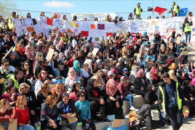 1600 Mülteci Kadın Bir Araya Geldi