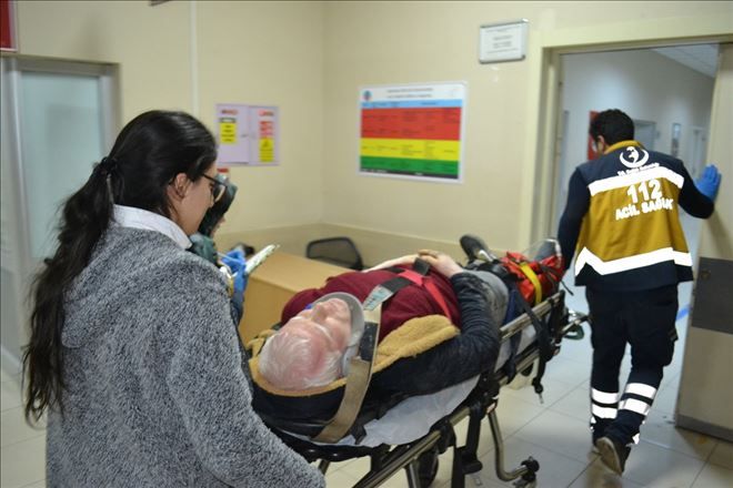 Aksaray Taşpazar Mahallesinde kaza;2 Kişi Yaralandı
