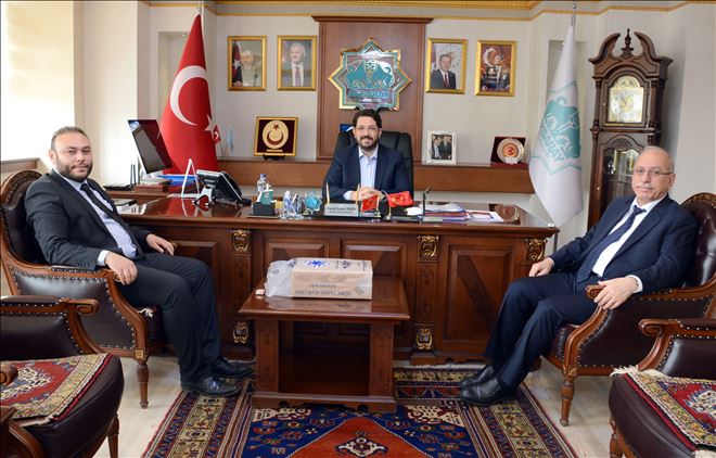 Türk Tarih Kurumu Başkanı Refik Turan´dan Başkan Yazgı´ya Ziyaret