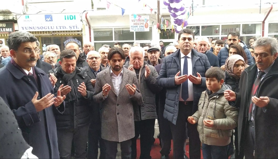 Başkan Dinçer, Gençlerin İsteğini Geri Çevirmedi