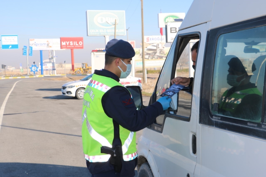 Aksaray'da kış lastiği denetimi