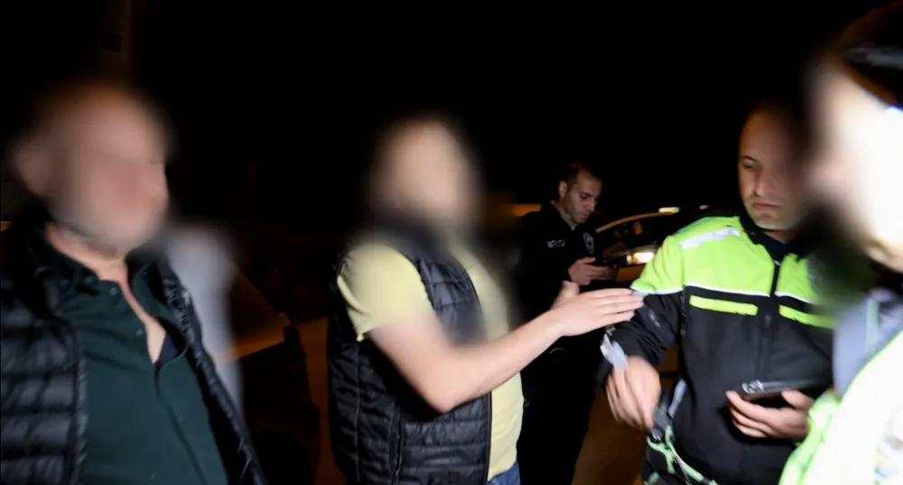 Aksaray da alkollü sürücüye hem ceza kesildi hemde sürücü belgesine el konuldu