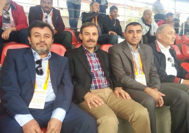 Sanayispor`a Ankara`lı İş Adamından Sportif Malzeme Desteği